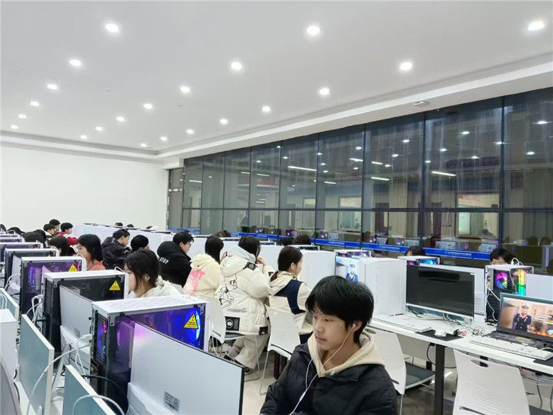 学生计算机实训